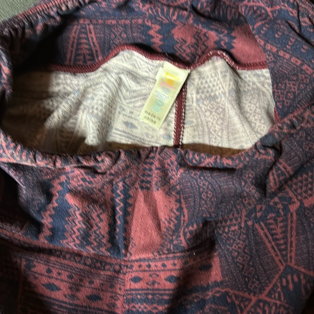 Lularoe leggings. One size. Cute pattern. Maroon and navy blue.